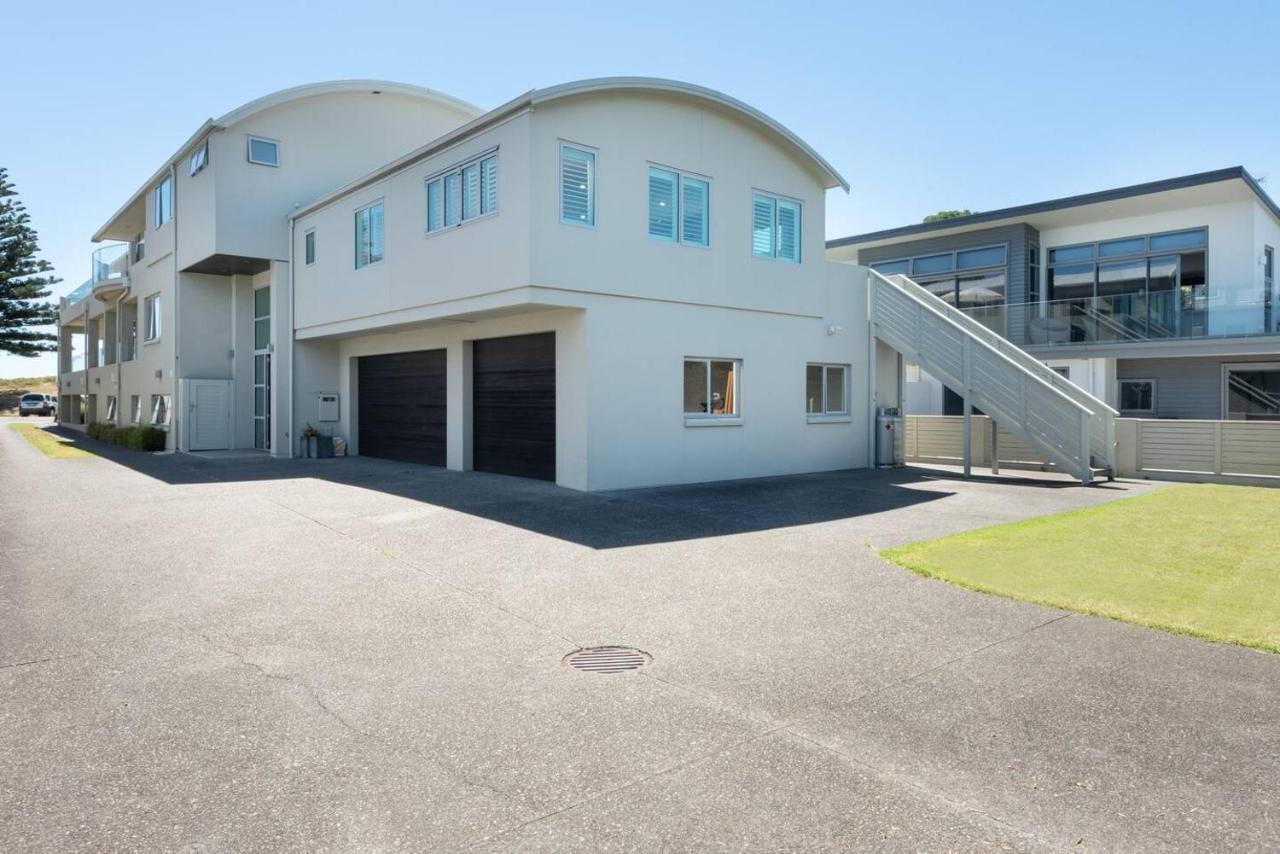 Modern Marine Parade Apartment Mount Maunganui Buitenkant foto